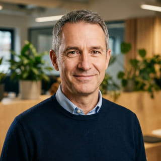 James Mitchell, angiven som verkställande direktör på Sol Avkis, profilbild